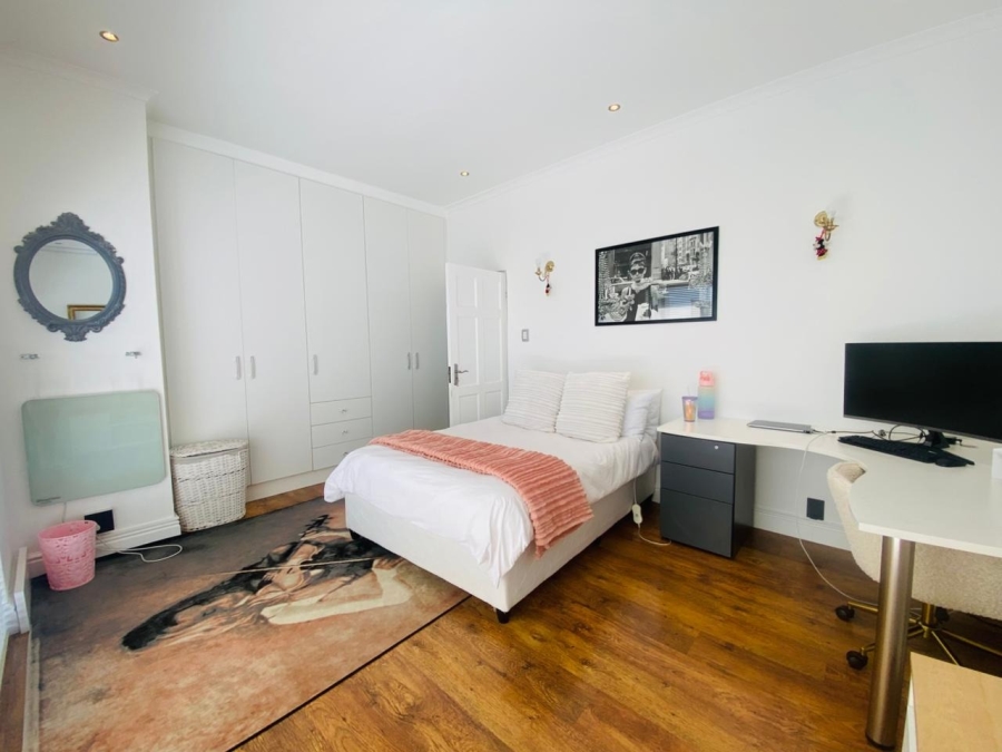 5 Bedroom Property for Sale in Sunset Beach Western Cape
